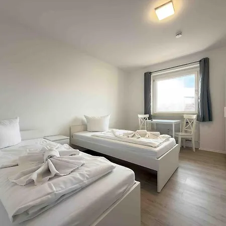 Sad165 Moeblierte Monteurwohnung Mit Balkon *