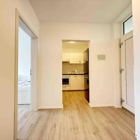 Sad165 Moeblierte Monteurwohnung Mit Balkon