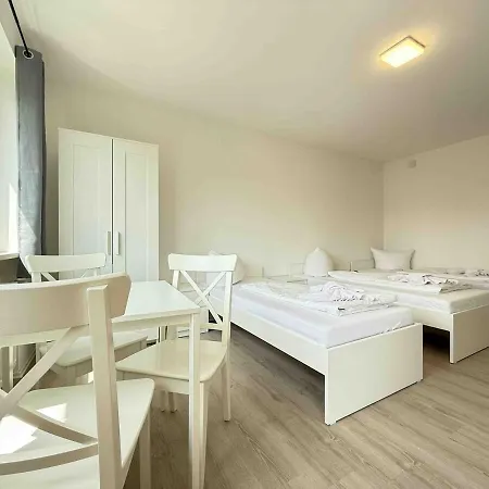 Daire Sad165 Moeblierte Monteurwohnung Mit Balkon