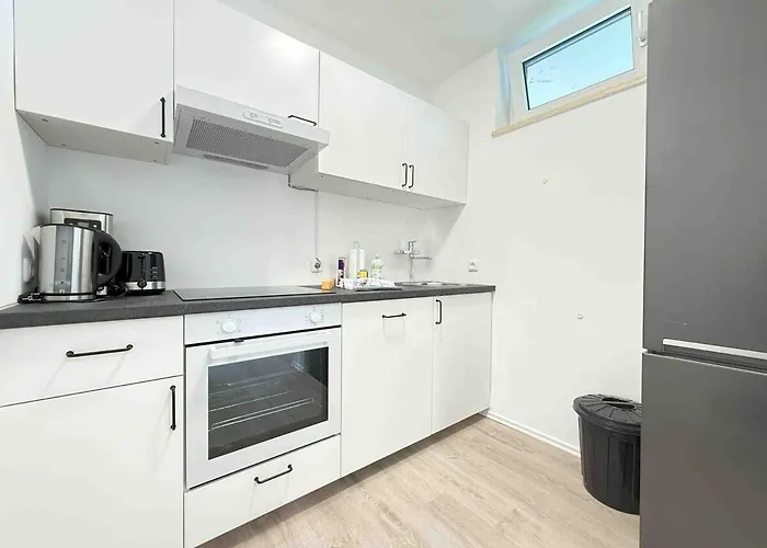 Sad165 Moeblierte Monteurwohnung Mit Balkon * Schwandorf