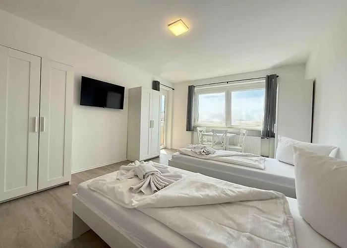 Sad165 Moeblierte Monteurwohnung Mit Balkon *