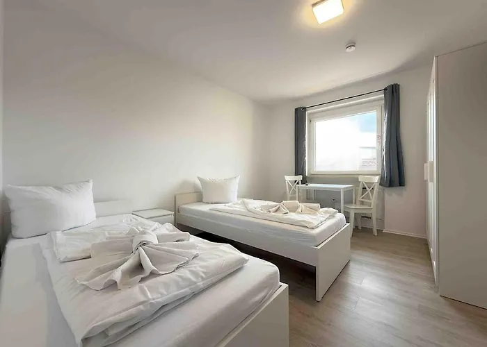 Sad165 Moeblierte Monteurwohnung Mit Balkon *